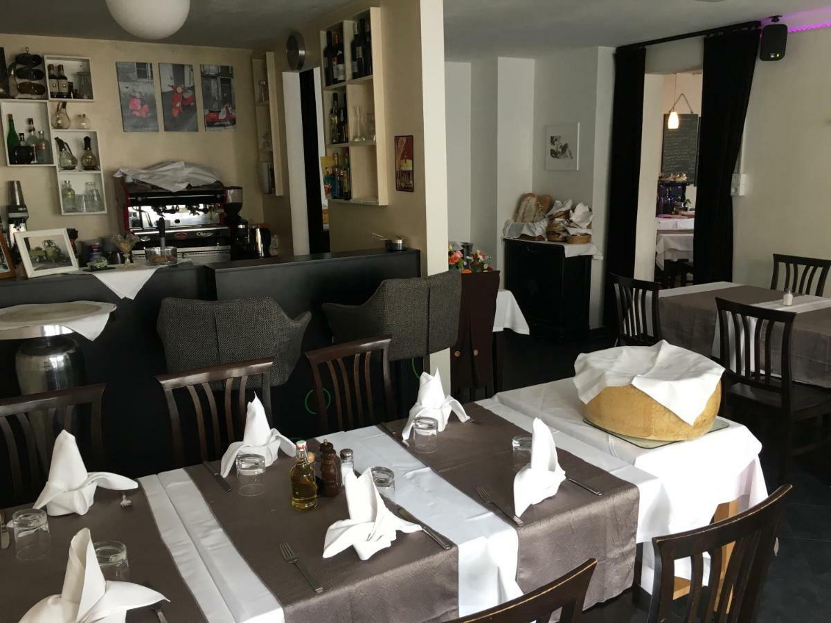 Eberl Hotel Pension Muenchen Feldmoching Eksteriør bilde